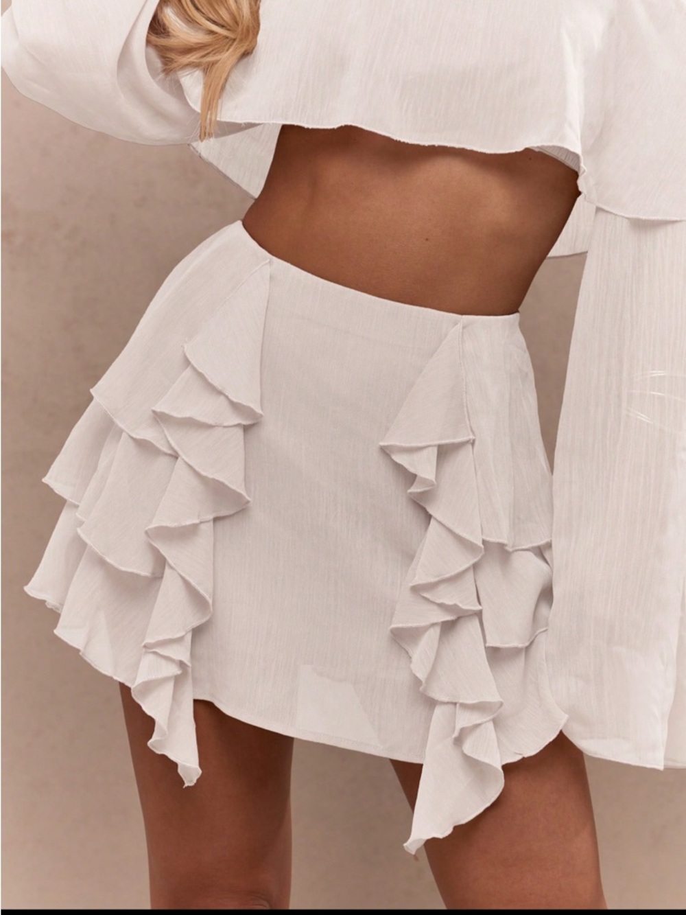 Missguided White Ruffled Mini Skirt Flowy Layered Sz. L